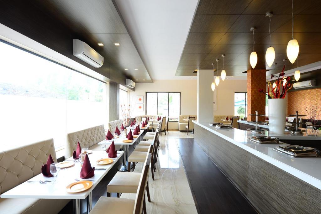 Jc城堡酒店 舍地 外观 照片